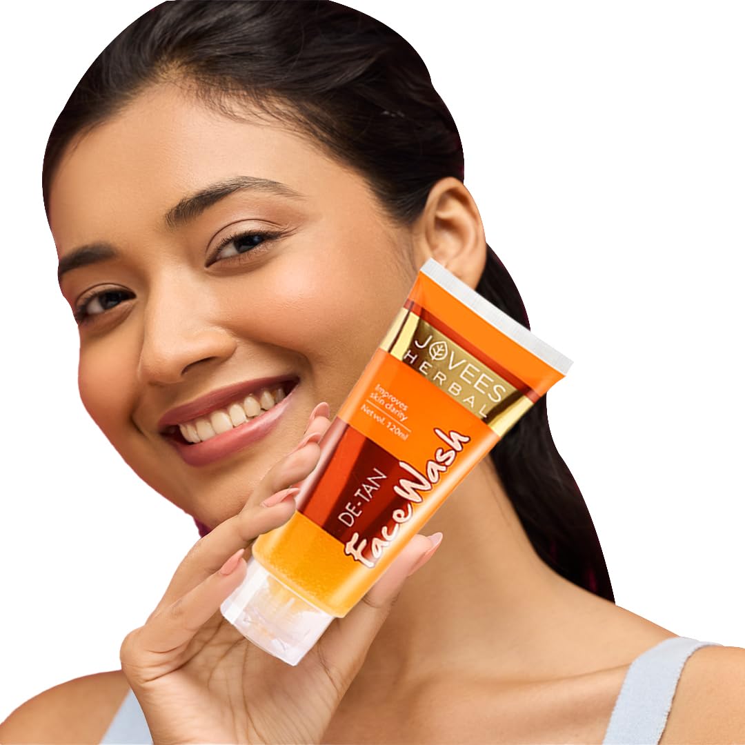 Jovees De-tan Face Wash (120ml) Tan Removal, Brightening and Glowing Skin | 100% Natural | Exfoliating and Clarifying | Aloe Vera Green Tea Leaf | Anti - Ageing | For Women & Men