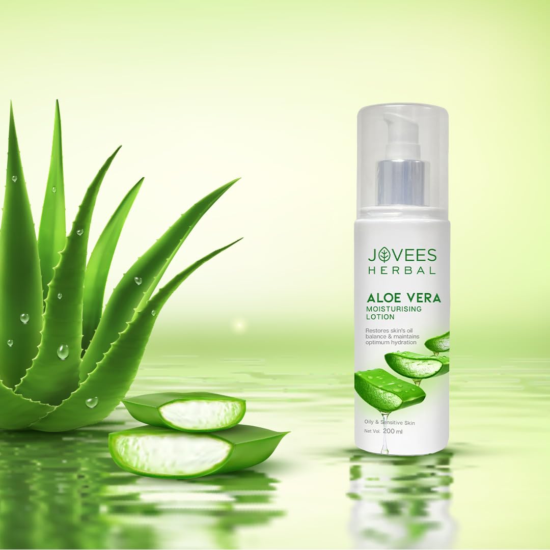 Jovees Aloe Vera Moisturising Lotion (200ml) Sandal And Peach Extract | Nourishes, Heals and Hydrates Skin, Regeneration, Anti - Inflammatory | Vitamin E | For Oily & Sensitive Skin